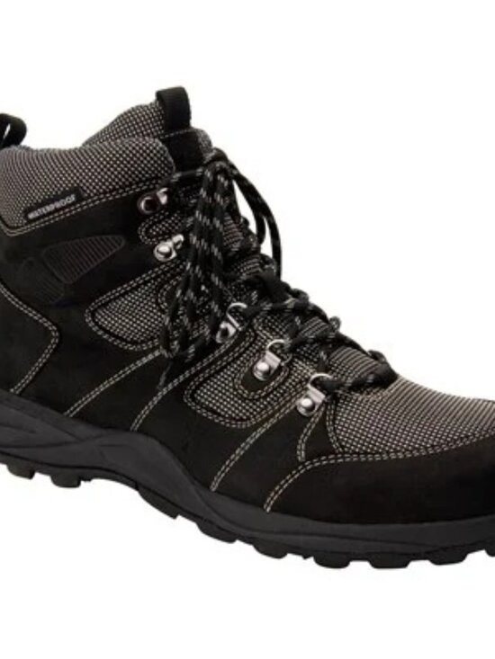 NWOT DREW Trek boot in Black Nubuck Leather main image 12